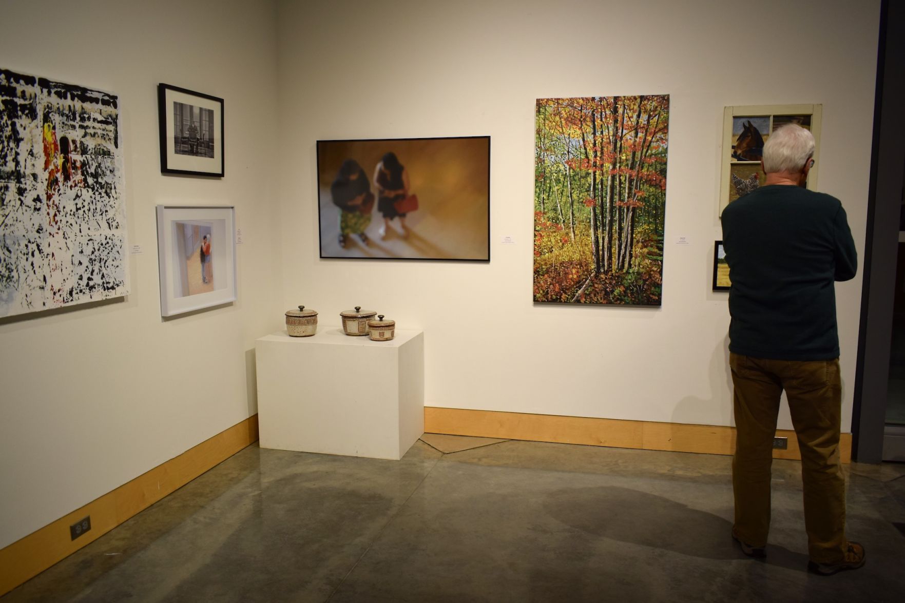 aw08NW_StudentShow2.JPG